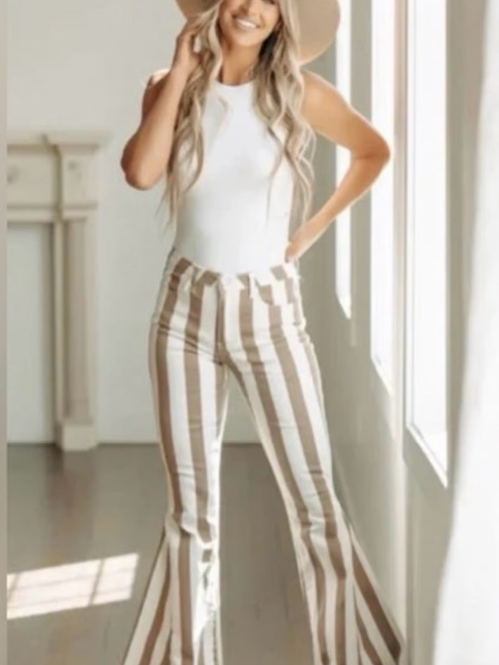 Altar’d State Amazing Ultra Bell Wisteria Bell bottom jeans - Picture 7 of 7